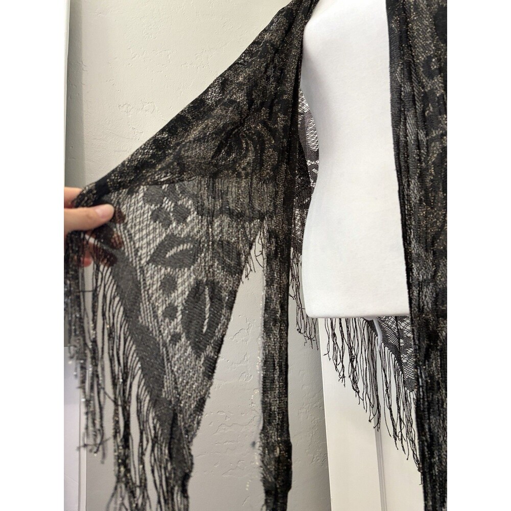 Vintage Ben Goodman Black Gold Metallic Lace Fringe Triangle Shawl Wrap FLAW - Picture 3 of 8